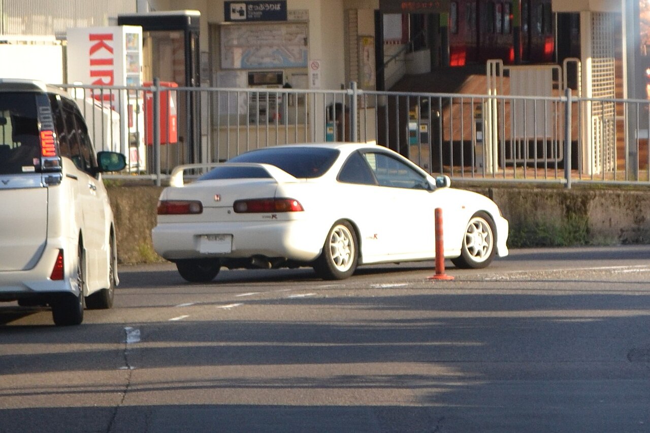 Honda Integra Type R DC2 Championship White