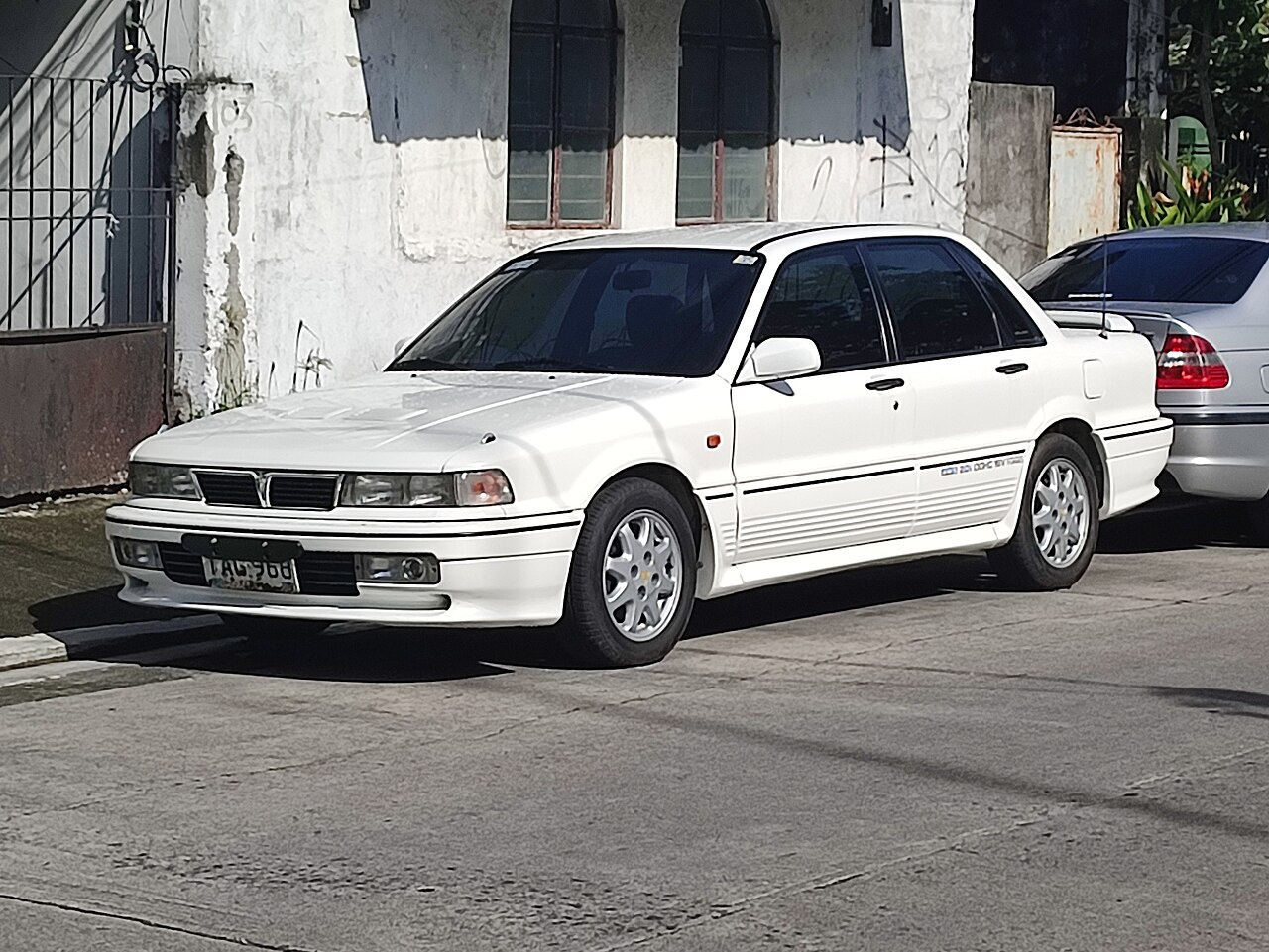 Mitsubishi Galant VR-4 2.0 DOHC Turbo